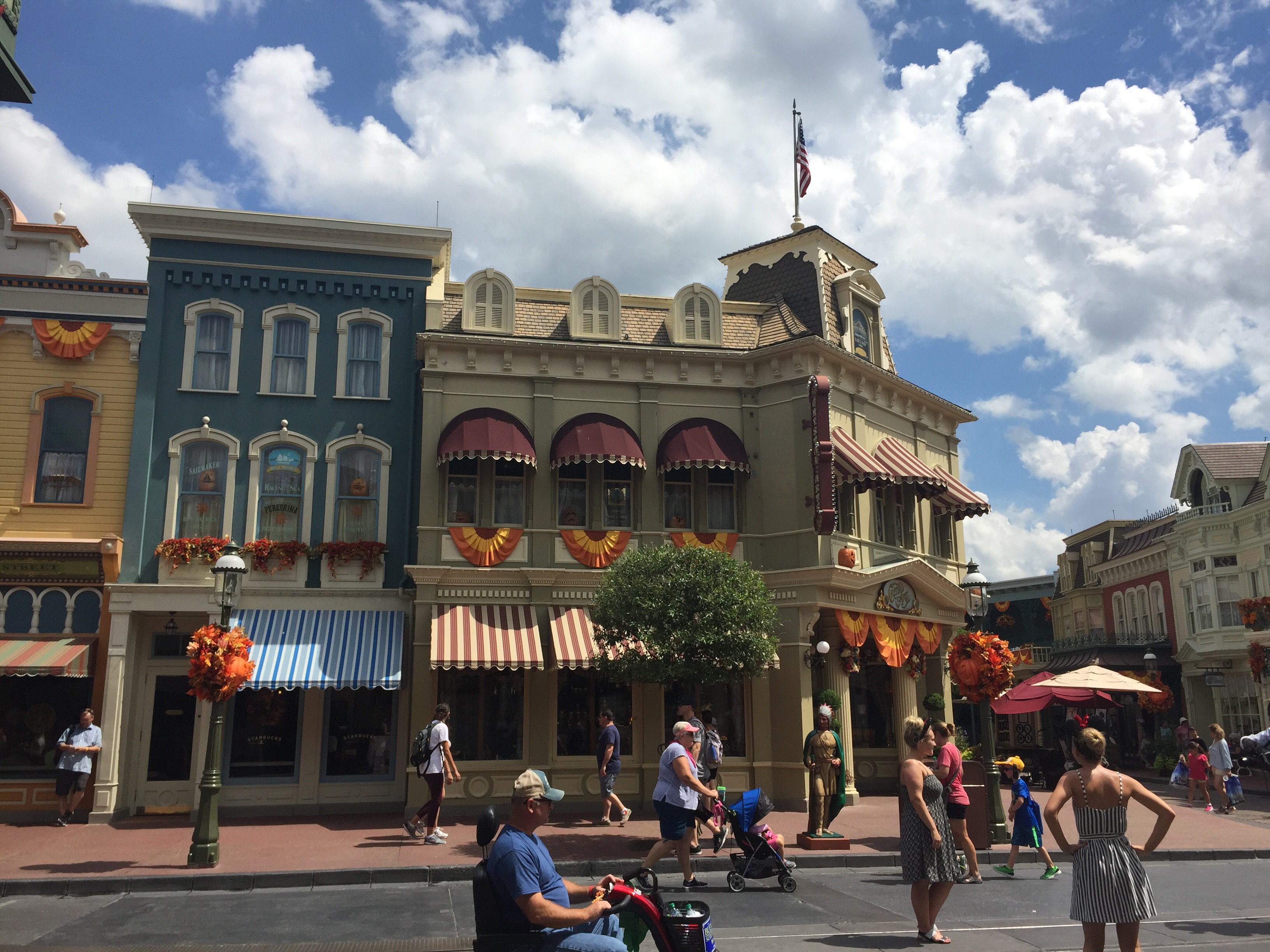 Magic Kingdom (my Disney Adventures) - Lifestyle Lisa